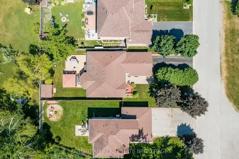 1092 Lebanon Drive Innisfil ON L9S 2B3