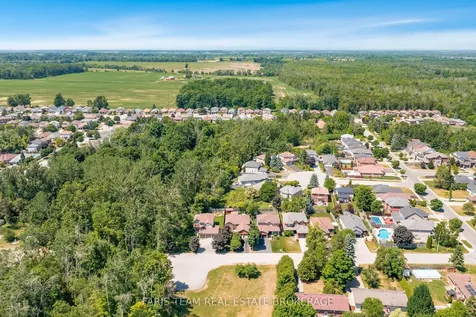 1092 Lebanon Drive Innisfil ON L9S 2B3
