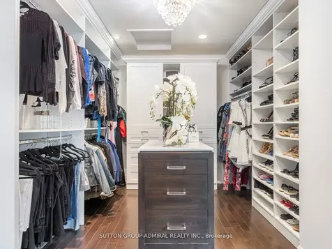 50 Renaissance Court Vaughan ON L4J 7W4
