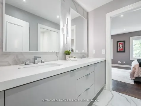 50 Renaissance Court Vaughan ON L4J 7W4
