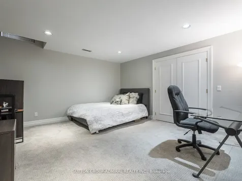 50 Renaissance Court Vaughan ON L4J 7W4