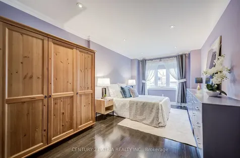 100 Goode Street Richmond Hill ON L4S 2T6