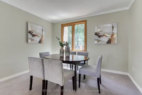 408 Handley Crescent Newmarket ON L3Y 4T4