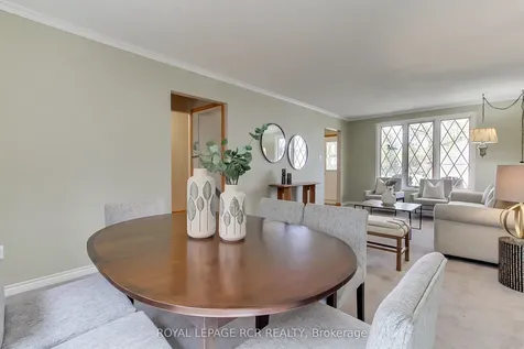 408 Handley Crescent Newmarket ON L3Y 4T4