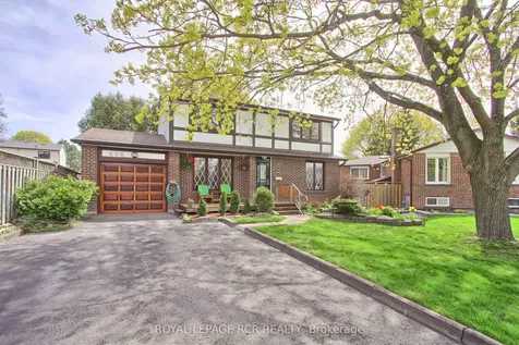 408 Handley Crescent Newmarket ON L3Y 4T4