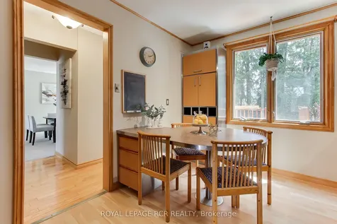 408 Handley Crescent Newmarket ON L3Y 4T4
