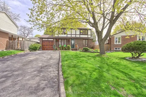 408 Handley Crescent Newmarket ON L3Y 4T4
