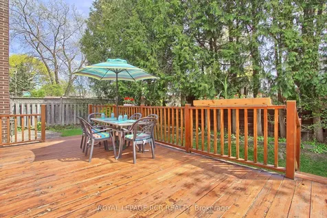408 Handley Crescent Newmarket ON L3Y 4T4