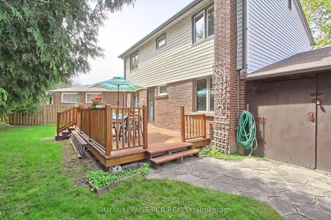 408 Handley Crescent Newmarket ON L3Y 4T4
