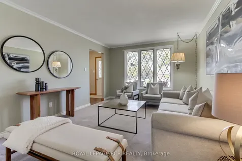 408 Handley Crescent Newmarket ON L3Y 4T4
