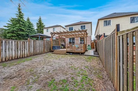 529 Pelletier Court Newmarket ON L3X 2N7
