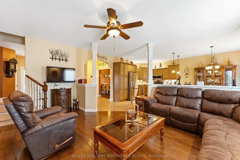 87 Armeda Clow Crescent Essa ON L3W 0H6