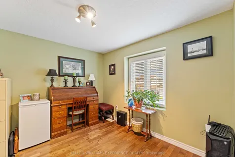 87 Armeda Clow Crescent Essa ON L3W 0H6