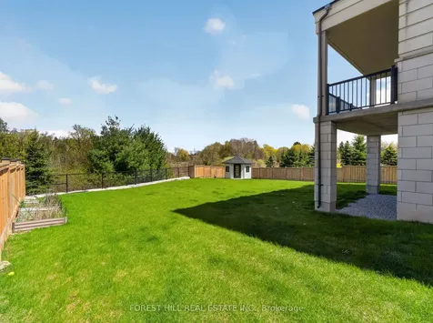 41 Elmers Lane King ON L7B 1E6