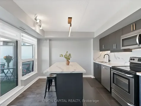 75 Norman Bethune Avenue E Richmond Hill ON L4B 0B6