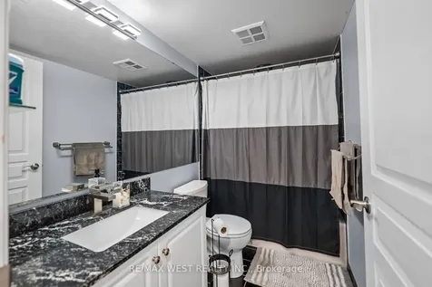 29 Northern Heights Drive Richmond Hill ON L4B 4L8