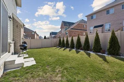 12 Terrell Avenue Georgina ON L4P 0C8