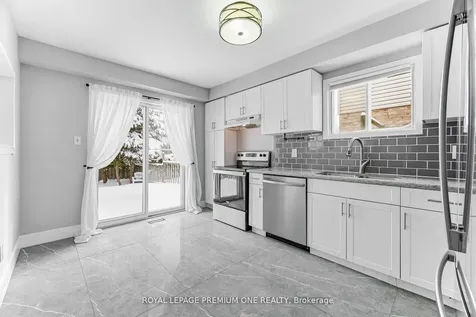 69 Mcknight Crescent New Tecumseth ON L0G 1W0