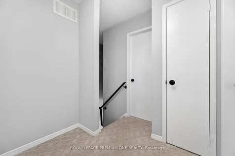69 Mcknight Crescent New Tecumseth ON L0G 1W0