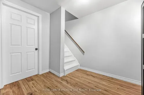 69 Mcknight Crescent New Tecumseth ON L0G 1W0