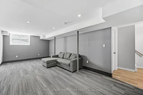 69 Mcknight Crescent New Tecumseth ON L0G 1W0