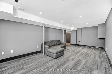 69 Mcknight Crescent New Tecumseth ON L0G 1W0
