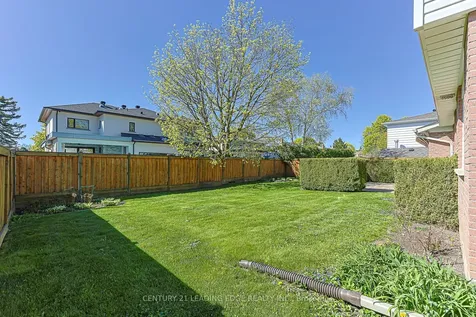 37 John Dexter Place Markham ON L3P 3G2