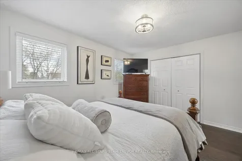 106 Carrick Avenue Georgina ON L4P 3R7