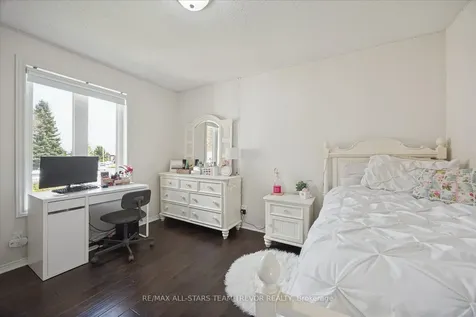106 Carrick Avenue Georgina ON L4P 3R7