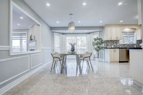 4 Casson Place Markham ON L3R 0G2
