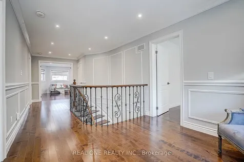 4 Casson Place Markham ON L3R 0G2