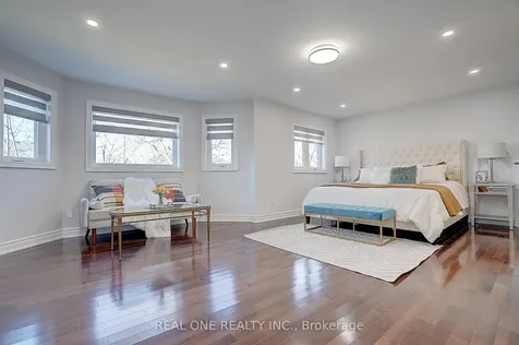 4 Casson Place Markham ON L3R 0G2