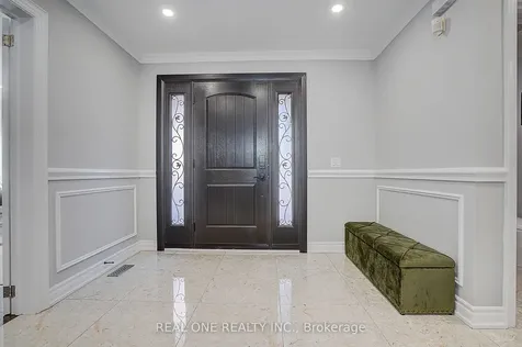 4 Casson Place Markham ON L3R 0G2