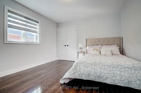4 Casson Place Markham ON L3R 0G2
