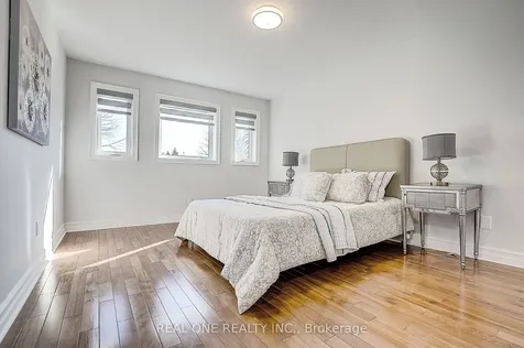 4 Casson Place Markham ON L3R 0G2
