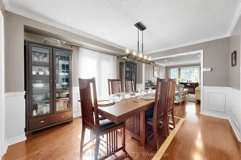 20 Goldsmith Crescent Newmarket ON L3X 1R4