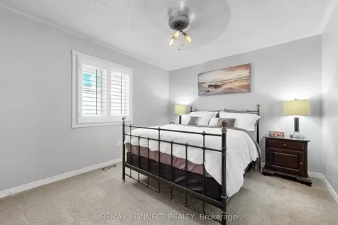 20 Goldsmith Crescent Newmarket ON L3X 1R4