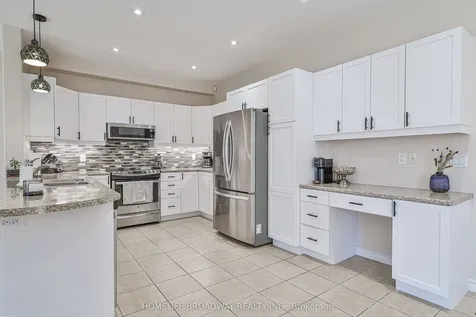 91 James A. Mccague Avenue New Tecumseth ON L9R 0G6
