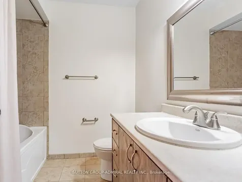 80 Bob O'link Avenue Vaughan ON L4K 1H2