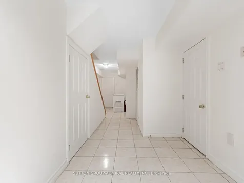 80 Bob O'link Avenue Vaughan ON L4K 1H2