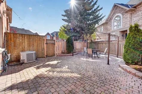 180 Blue Willow Drive Vaughan ON L4L 9C9