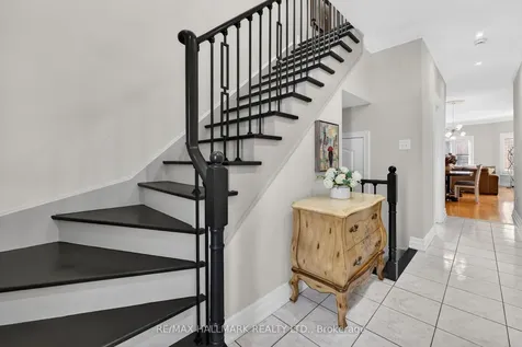 180 Blue Willow Drive Vaughan ON L4L 9C9
