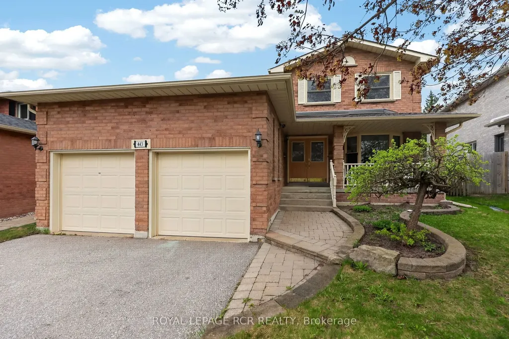 443 Herridge Circle Newmarket ON L3Y 7H7