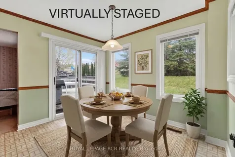 443 Herridge Circle Newmarket ON L3Y 7H7