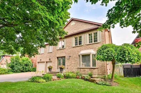131 Reeve Drive Markham ON L3P 6C8