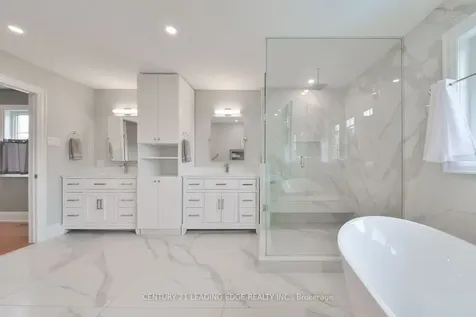 131 Reeve Drive Markham ON L3P 6C8