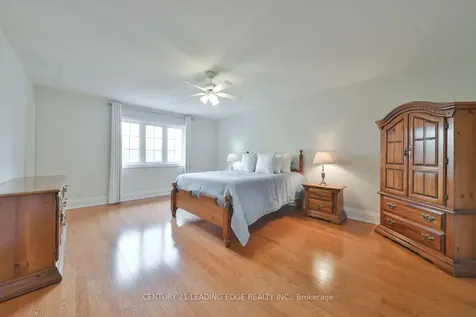 131 Reeve Drive Markham ON L3P 6C8