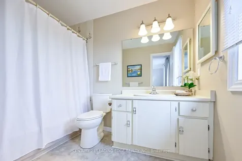 131 Reeve Drive Markham ON L3P 6C8