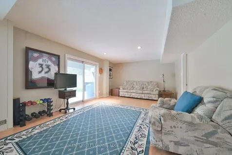 131 Reeve Drive Markham ON L3P 6C8