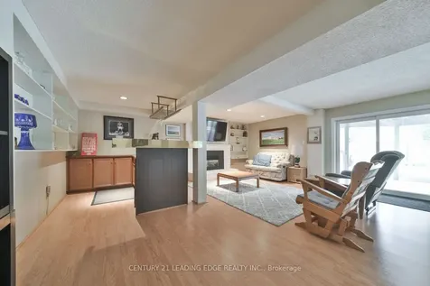 131 Reeve Drive Markham ON L3P 6C8